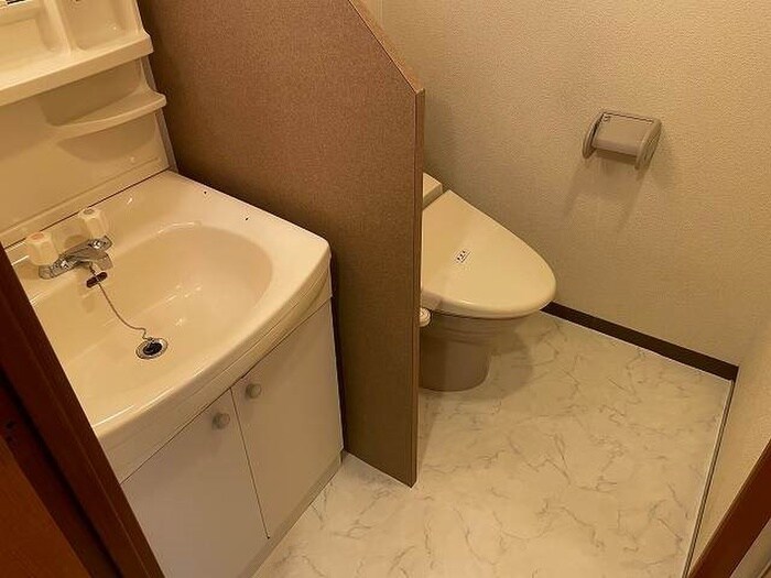 エスクレア出町柳の物件内観写真