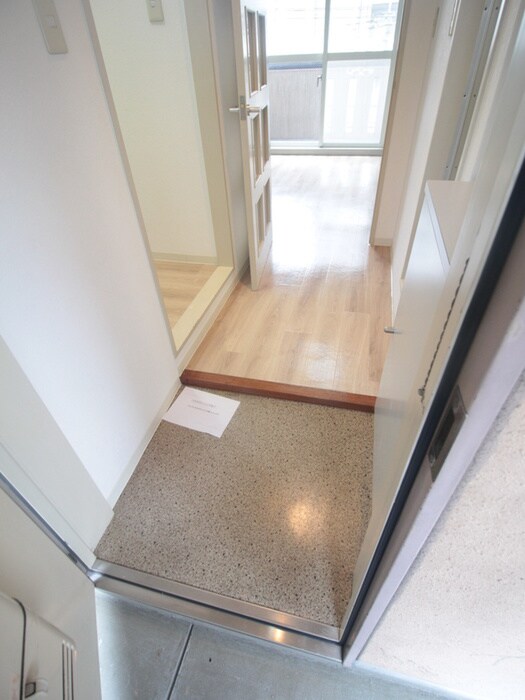 シャトレ下新庄の物件内観写真