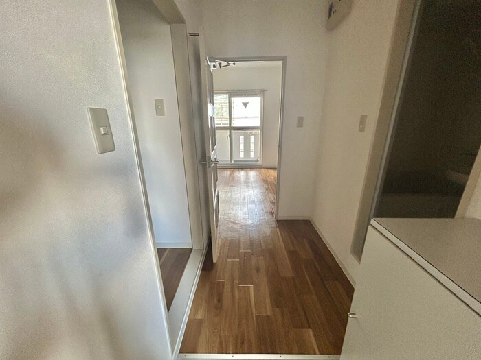 シャトレ下新庄の物件内観写真