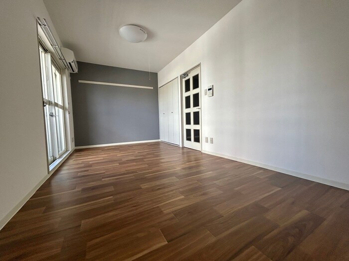 シャトレ下新庄の物件内観写真