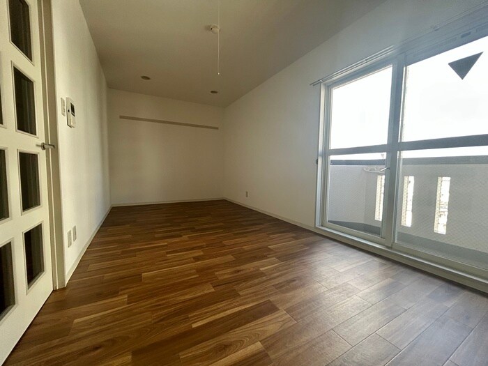 シャトレ下新庄の物件内観写真