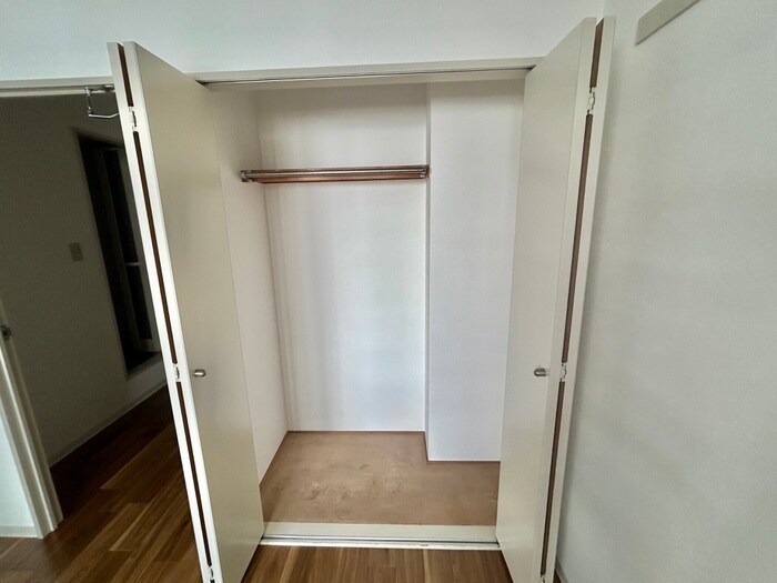 シャトレ下新庄の物件内観写真