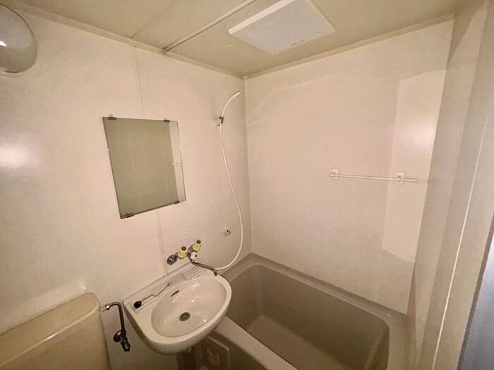 シャトレ下新庄の物件内観写真