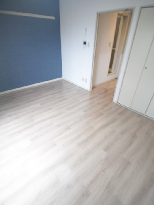 シャトレ下新庄の物件内観写真