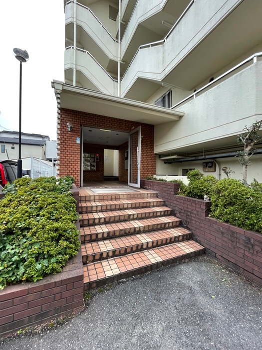 西尾ハイツの物件外観写真