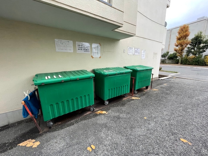 西尾ハイツの物件外観写真