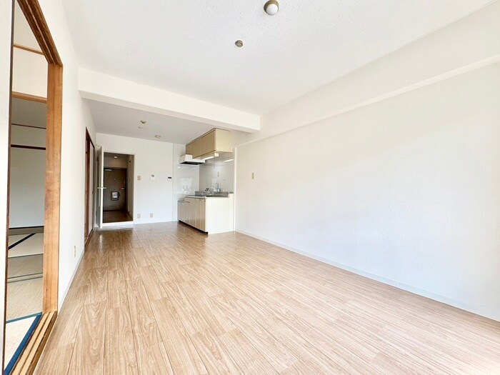 西尾ハイツの物件内観写真