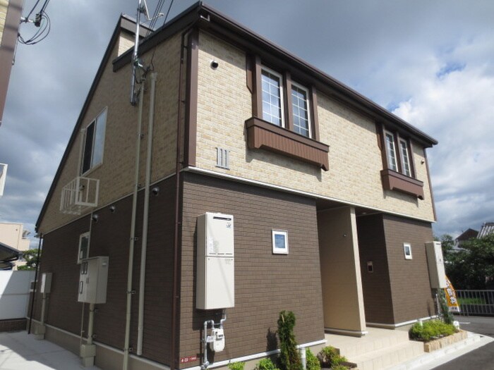 エスクードⅢの物件外観写真