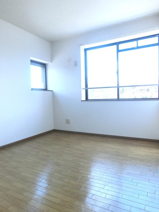 メゾンピアの物件内観写真