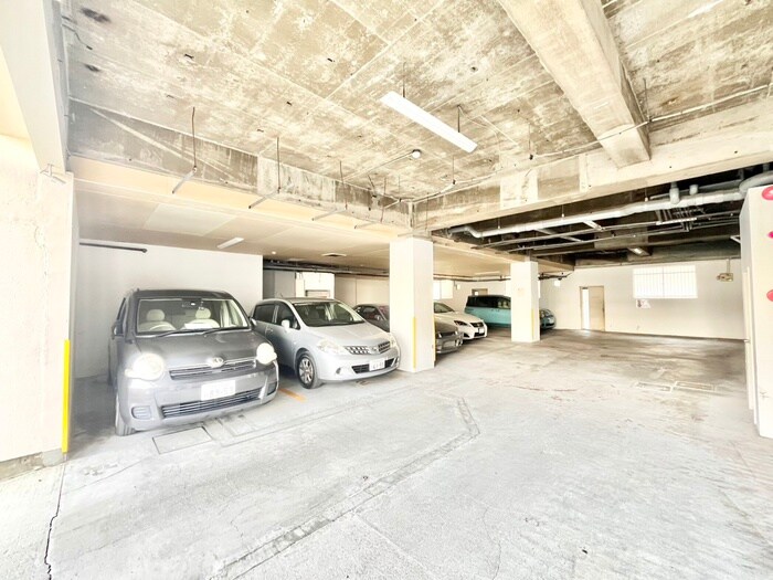 なるなるビルの物件外観写真