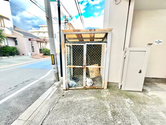 なるなるビルの物件外観写真