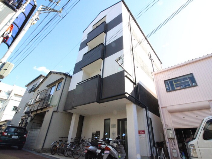 セントエルモ鷹取の物件外観写真