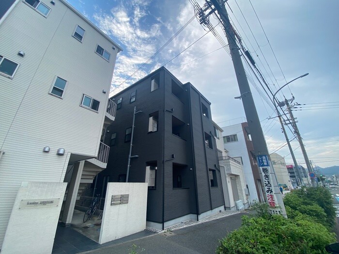 グランメール出在家町の物件外観写真