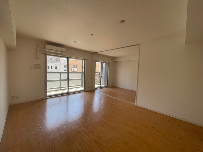 ｱﾙﾌｧﾚｶﾞﾛＫＯＢＥ ＷＥＳＴの物件内観写真