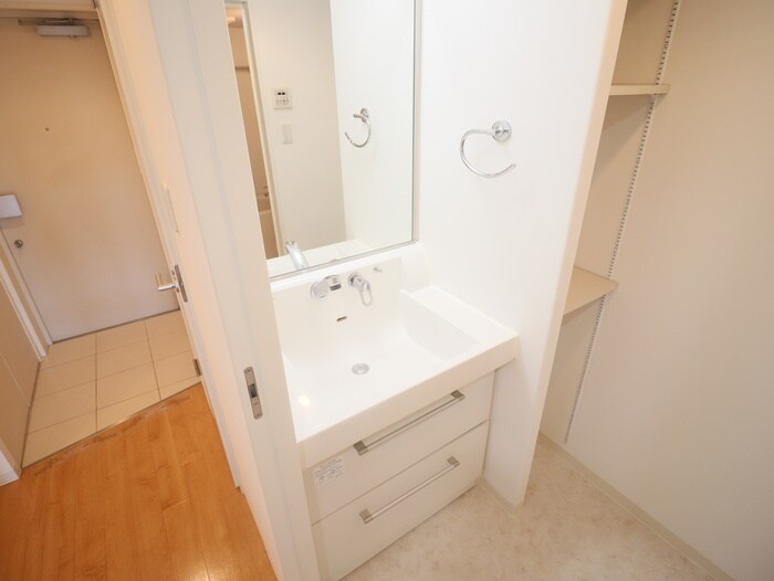 ｱﾙﾌｧﾚｶﾞﾛＫＯＢＥ ＷＥＳＴの物件内観写真