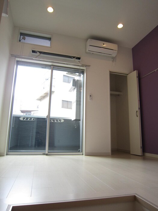 AVENIRの物件内観写真