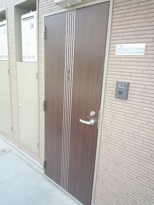 アム－ル・アベイユⅡの物件外観写真