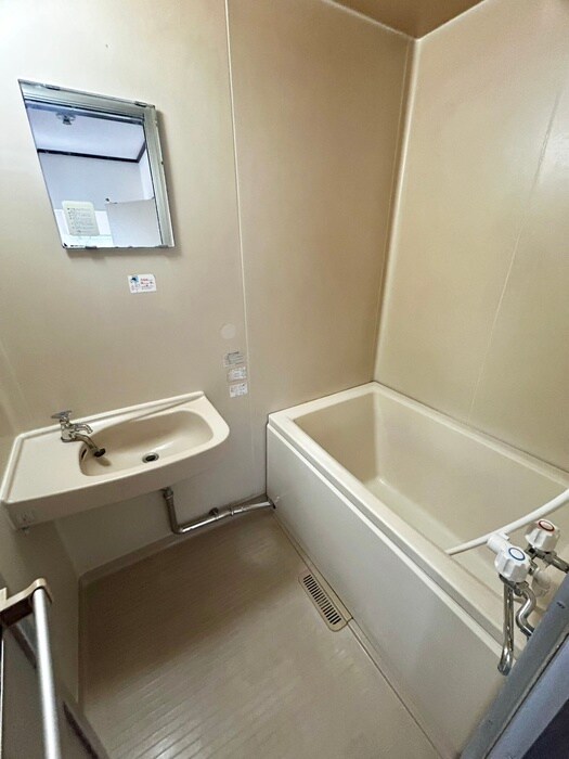 エスト北木の本の物件内観写真