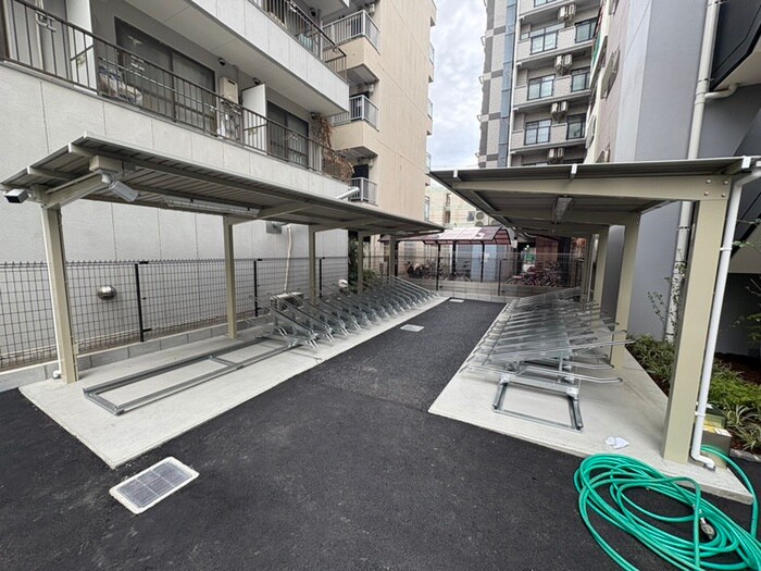 ﾌｧｰｽﾄﾌｨｵｰﾚ北大阪ﾘｱﾝ　(1301)の物件外観写真