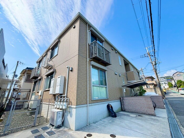 Brama甲東の物件外観写真