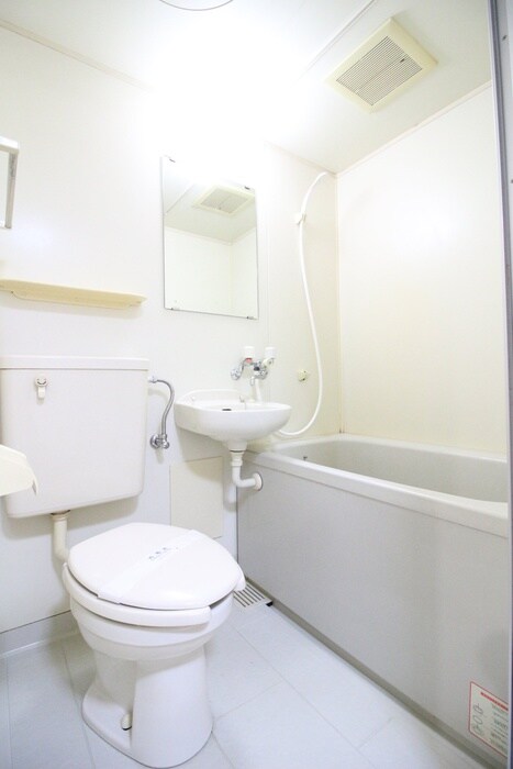 アブレスト西洞院の物件内観写真