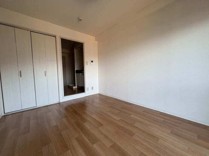 ﾌﾛﾝﾄ･ﾊﾟﾃﾞｨ･ﾌﾞﾘｯｸｽ(1－3F)の物件内観写真