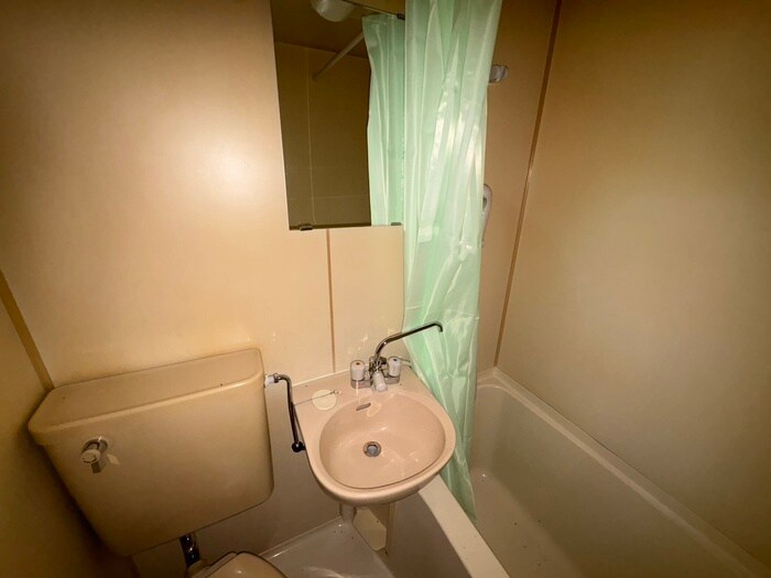 ﾌﾛﾝﾄ･ﾊﾟﾃﾞｨ･ﾌﾞﾘｯｸｽ(1－3F)の物件内観写真