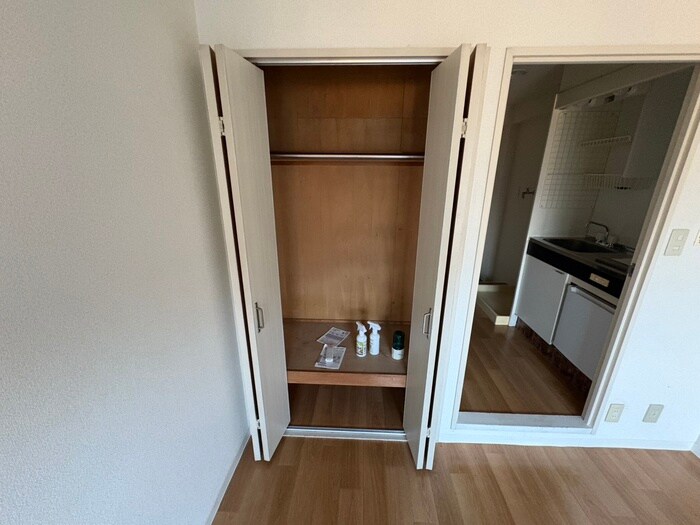 ﾌﾛﾝﾄ･ﾊﾟﾃﾞｨ･ﾌﾞﾘｯｸｽ(1－3F)の物件内観写真