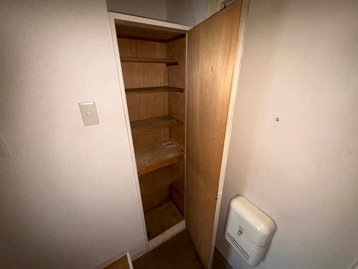 ﾌﾛﾝﾄ･ﾊﾟﾃﾞｨ･ﾌﾞﾘｯｸｽ(1－3F)の物件内観写真