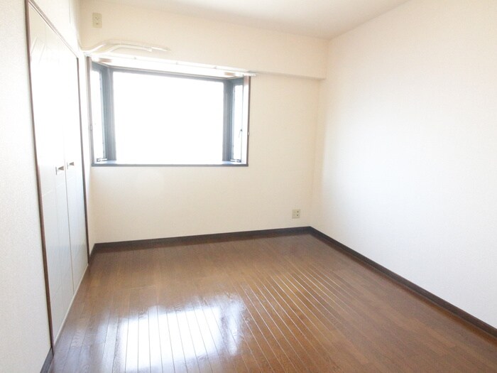 HACHIBUSE鳴尾の物件内観写真