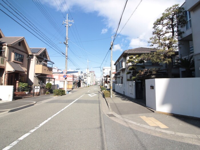 HACHIBUSE鳴尾の物件外観写真