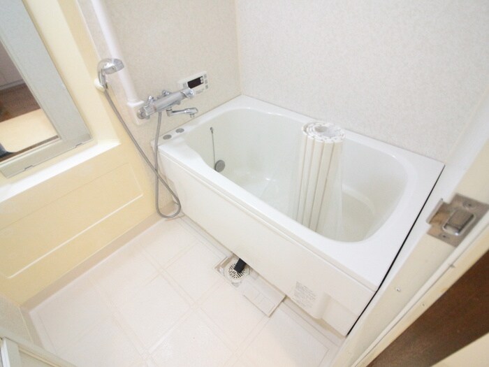 HACHIBUSE鳴尾の物件内観写真