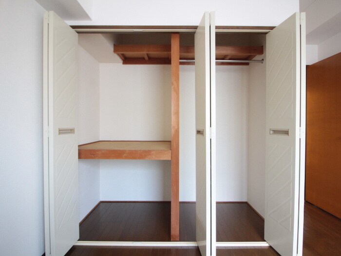 HACHIBUSE鳴尾の物件内観写真