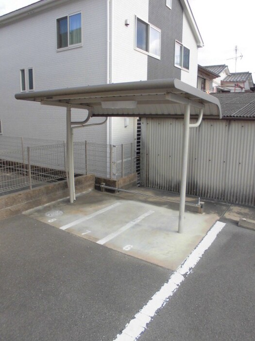 カ－ザ　フェリスの物件外観写真