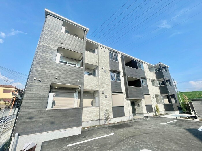 エアリーVの物件外観写真