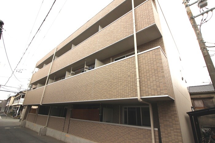 メイプルハウスの物件外観写真