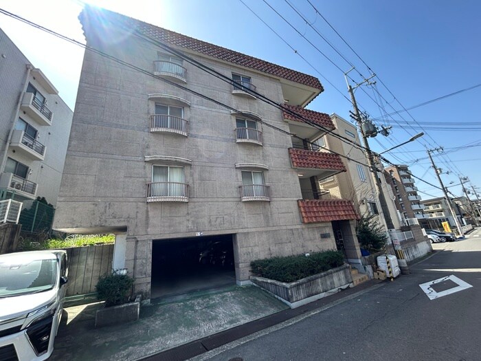 エルベコート豊中向丘の物件外観写真