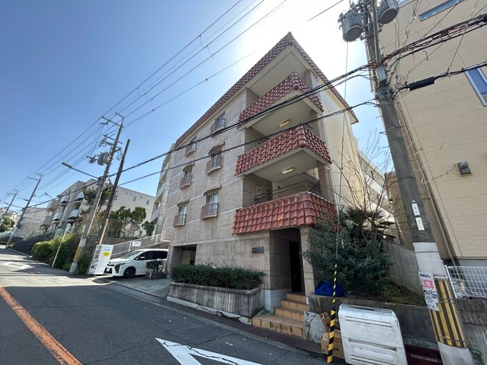 エルベコート豊中向丘の物件外観写真