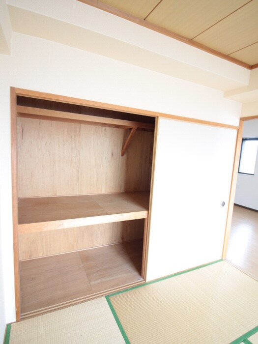 デルニエアンの物件内観写真