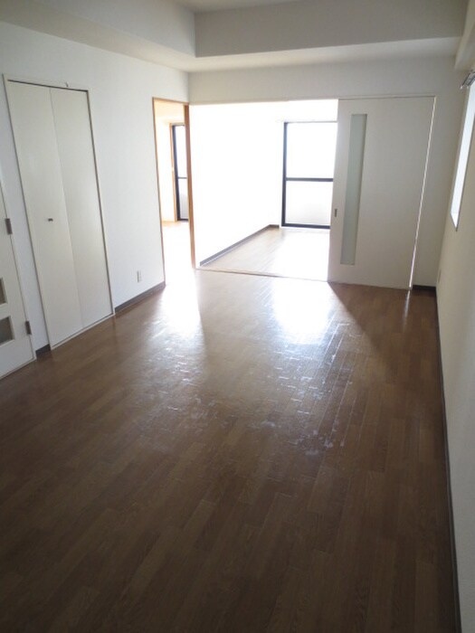 デルニエアンの物件内観写真