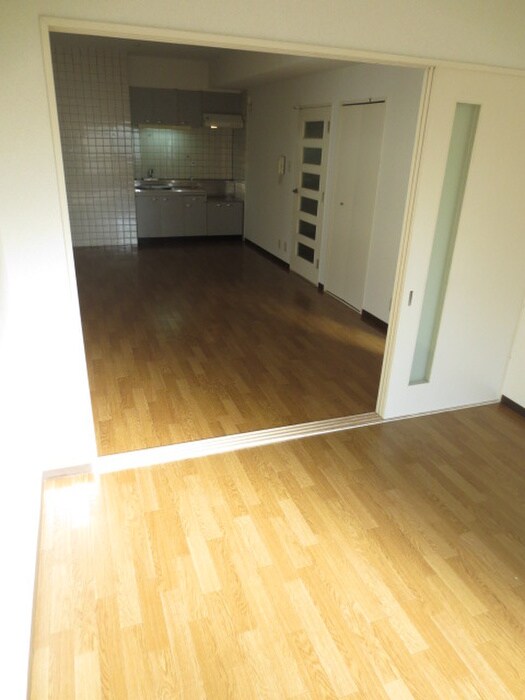 デルニエアンの物件内観写真