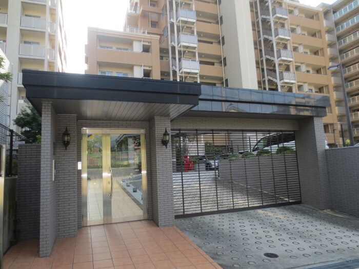 ﾃﾞｨｰｸﾗﾃﾞｨｱ豊中少路ｽﾀｰﾌﾞﾙｹﾞｰﾄの物件外観写真