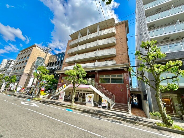 ブルームⅡ（北側）の物件外観写真