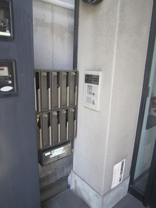 レジア新神戸の物件外観写真