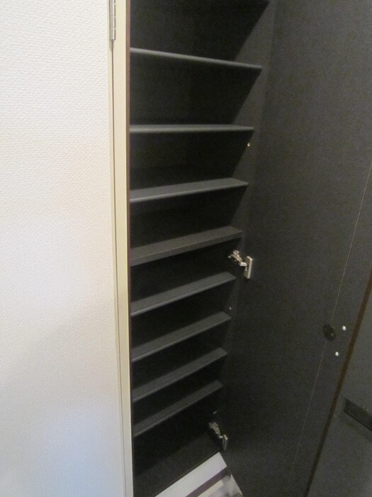 レジア新神戸の物件内観写真