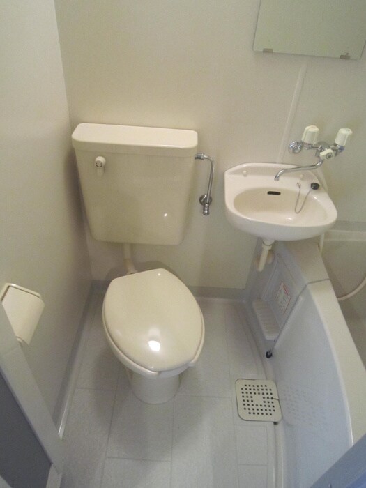 レジア新神戸の物件内観写真