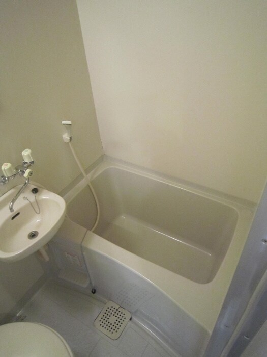 レジア新神戸の物件内観写真