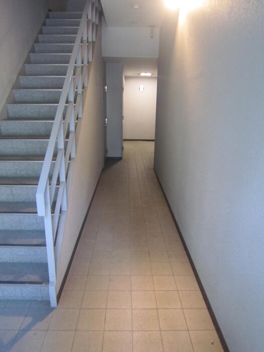 レジア新神戸の物件外観写真