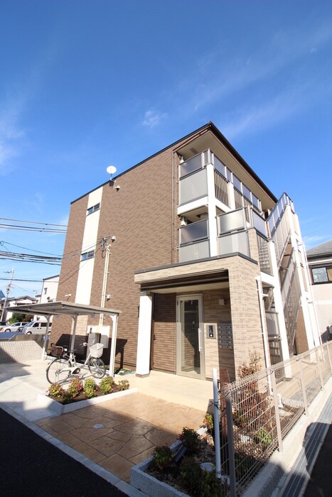 ブレヴィエⅡの物件外観写真