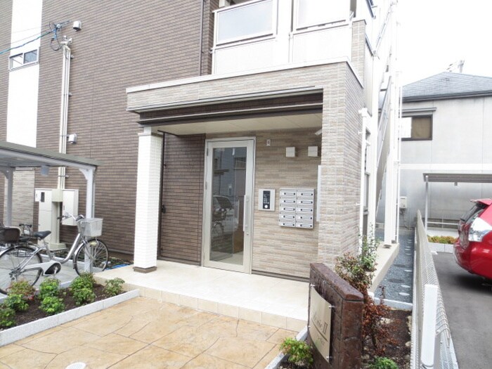 ブレヴィエⅡの物件外観写真